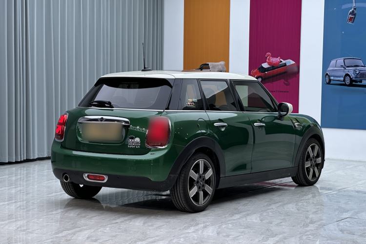 Used MINI MINI 2019 1.5T COOPER Artist Five-Door Edition
