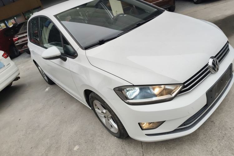 Used Volkswagen Golf Sportsvan 2016 1.6L Automatic Comfort Model Front Right 45 Deg