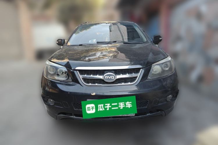 Used BYD S6 2011 2.4L Automatic Luxury Edition