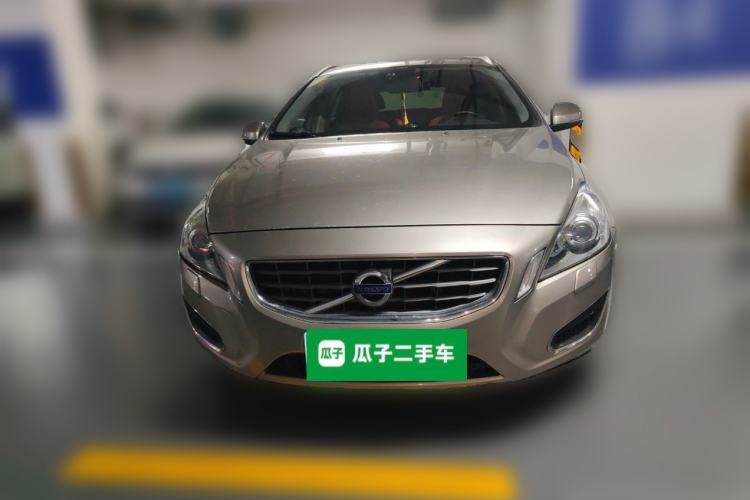 Used Volvo V60 2013 T5 Zhiya Edition