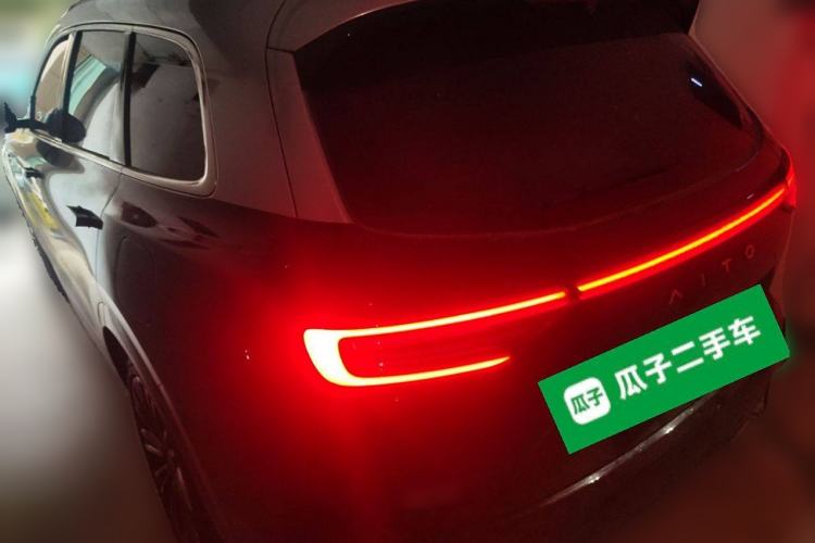 Used Hima AITO M7 2024 1.5T Intelligent Driving Rear-Drive Ultra Version 6 Seats
