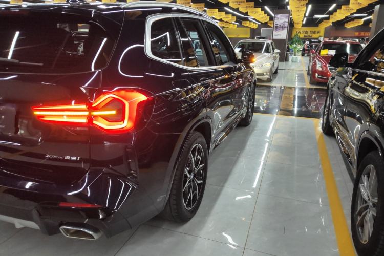 Used BMW X3 2023 xDrive25i M Sport Package