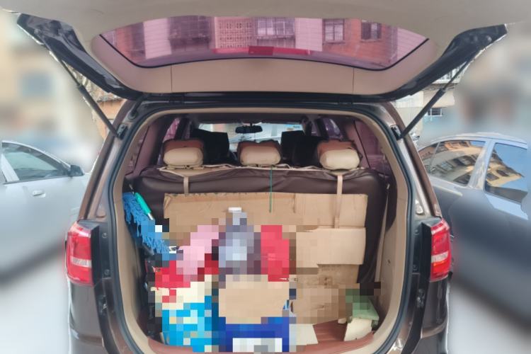 Used Baojun 730 2016 Revised 1.5L Manual Standard Version 7 Seats China V Emission Standard Trunk