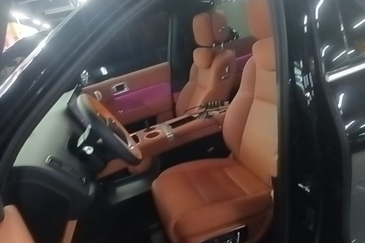 Used Li Auto L8 2025 Max Smart Refresh Edition
