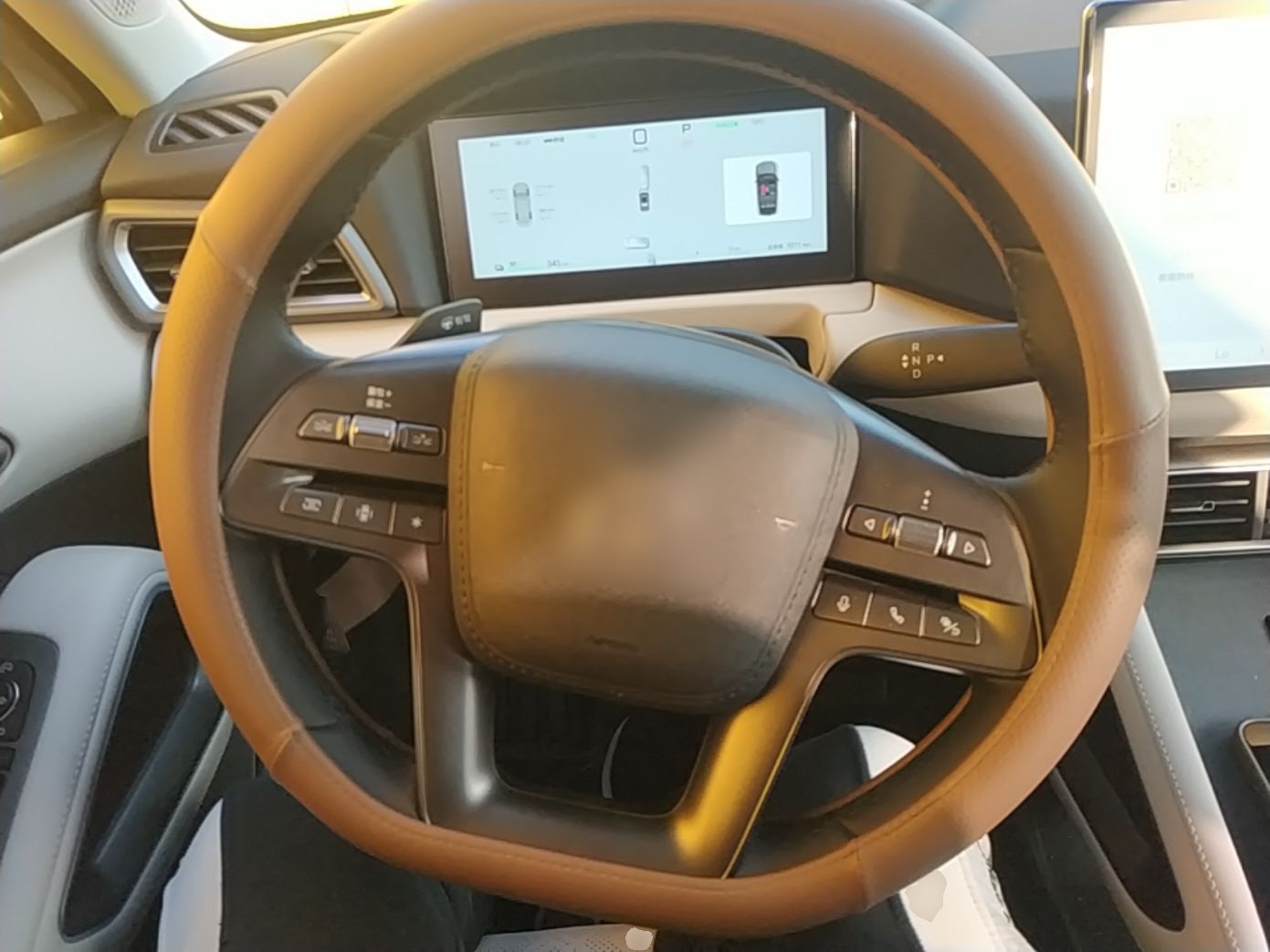 BYD Yuan UP 2025 Intelligent Driving Version 401 KM Dynamic Edition — снимка 13