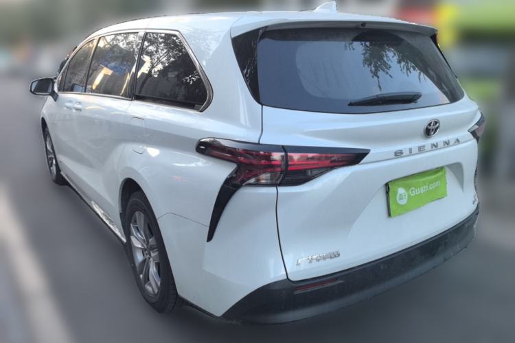Used Toyota Sienna 2024 2.5L Hybrid Comfort Edition