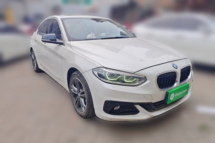Used BMW 1 Series 2018 Facelifted 118i Sport Edition Front Right 45 Deg