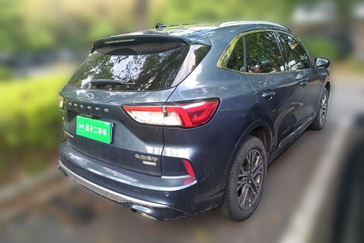 Used Ford Escape 2020 EcoBoost 245 Four-Wheel Drive Luxury Edition
