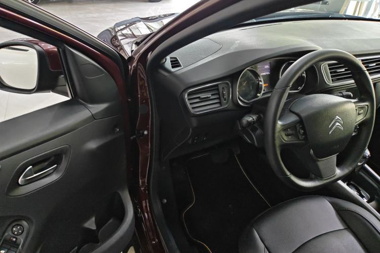 Used Citroen C3-XR 2015 1.6L Automatic Pioneer Model
