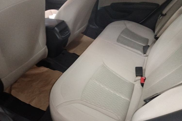 Used Buick GT 2018 15T Dual-Clutch Advanced Model China V Standard Left Rear Seat