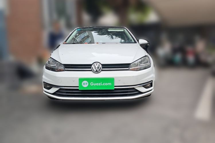 Used Volkswagen Golf 2018 230TSI Automatic Luxury Version Front