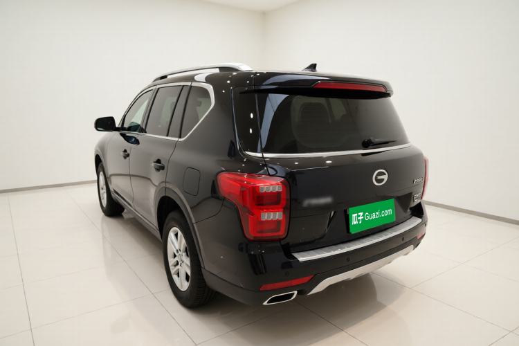 Used GAC Trumpchi GS7 2017 280T Two-Wheel Drive Luxury Model Exterior 2