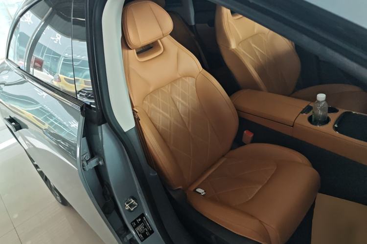 Used Leapmotor C01 2024 Range-Extended 316 Deluxe Edition Right Front Seat