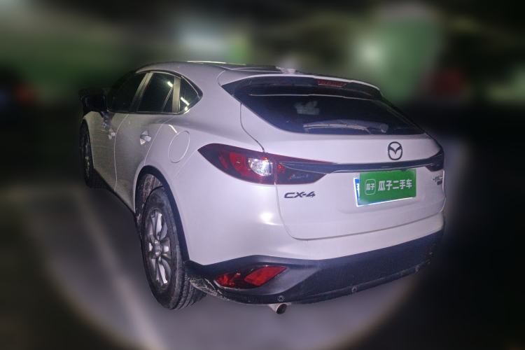 Used Mazda CX-4 2018 2.0L Automatic Two-Wheel Drive Blue Sky Dynamic Version China V Standard
