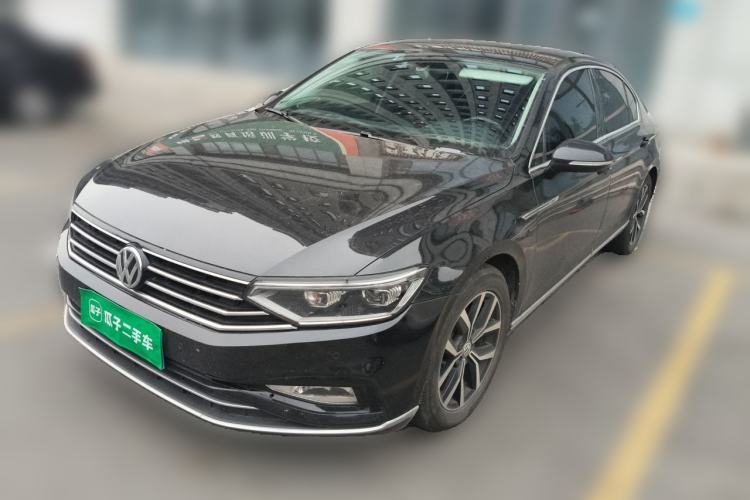 Used Volkswagen Magotan 2020 330TSI DSG Leading Model Guazi used car, China used car export, Used car for sale, Used  cars, Cheapest cars for sale