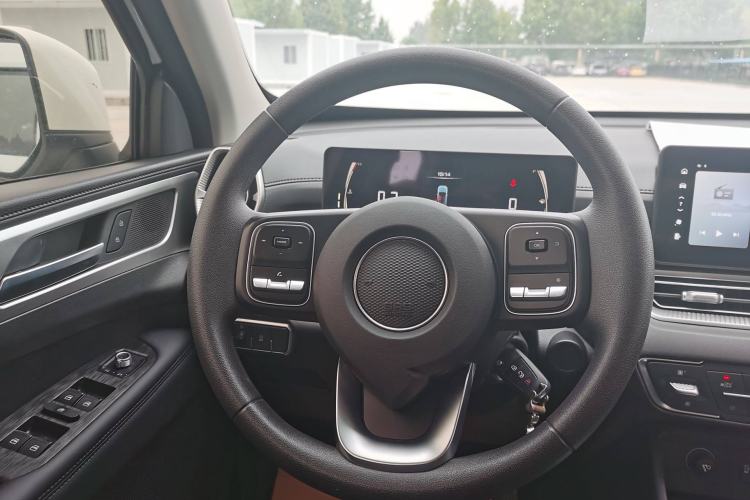 Used Great Wall King Kong Poer 2024 2.0T Manual Gasoline Two-Wheel-Drive Elite Flatbed
