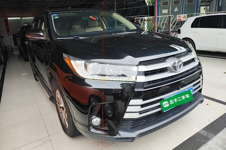 Used Toyota Highlander 2018 2.0T Two-Wheel Drive Elite Edition 7 Seats China VI Standard