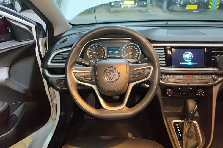 Used Buick GT 2021 Revised Version Flagship 1.5L Automatic Elite Edition Steering Wheel