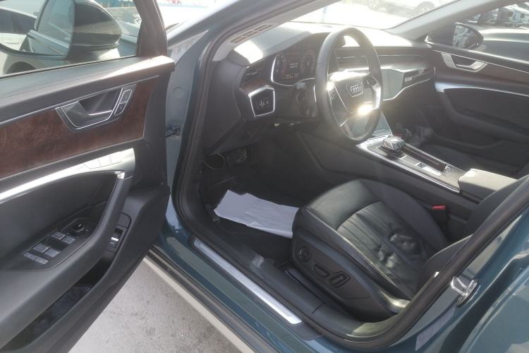 Used Audi A6 2020 allroad quattro Explorer 55 TFSI Prestige Off-Road Model