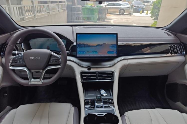 Used BYD Song PLUS New Energy 2025 DM-i 112KM Prestige Model
