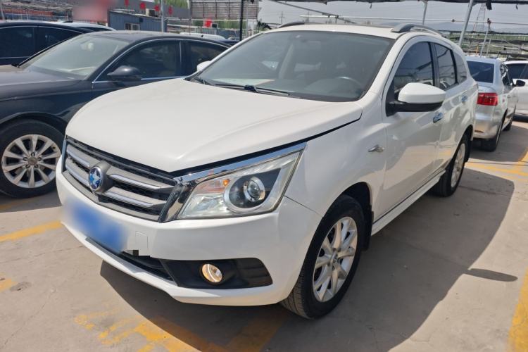 Used Venucia T70 2015 2.0L CVT Smart Edition