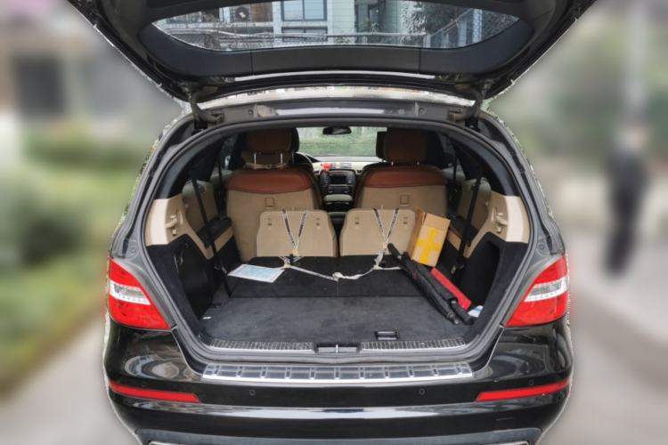 Used Mercedes-Benz R-Class 2011 R 350 L 4MATIC