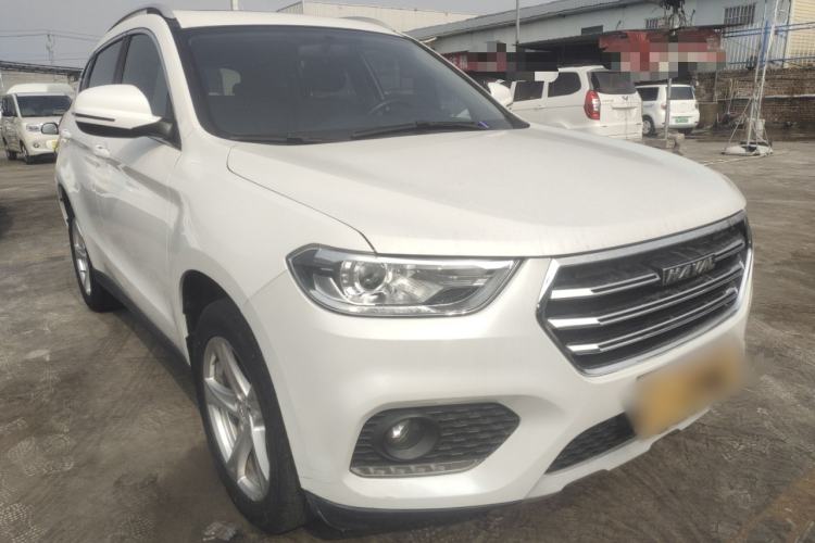 Used Haval H2 2018 Chuanxiang Edition 1.5T Manual Two-Wheel Drive Fashion Model China V Standard