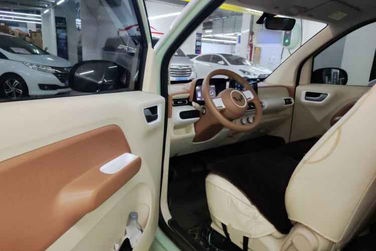 Used Wuling Hongguang MINIEV 2024 3rd Generation 215km Advanced Version