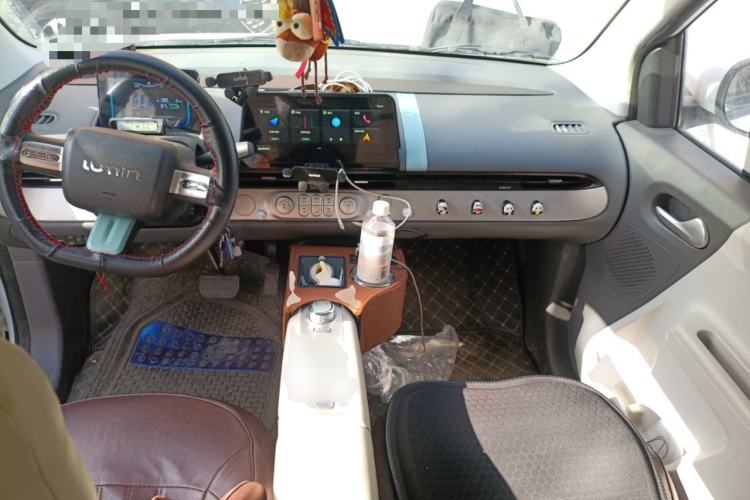 Used CHANGAN NEVO Lumin 2025 205 km Xiangqin Version Center Console