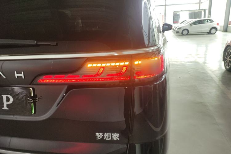 Used VOYAH Dream 2024 PHEV Extended-Range Premium Edition Right Rear Taillight