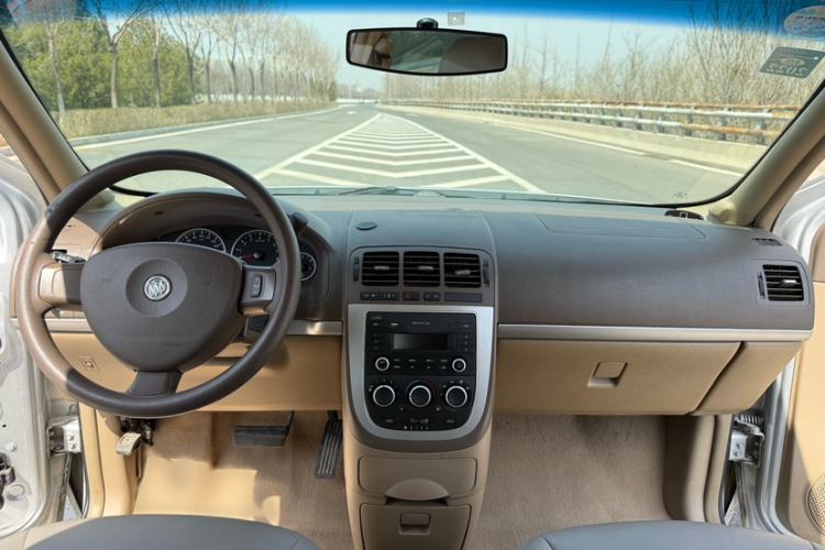 Used Buick GL8 2014 2.4L Classic Edition
