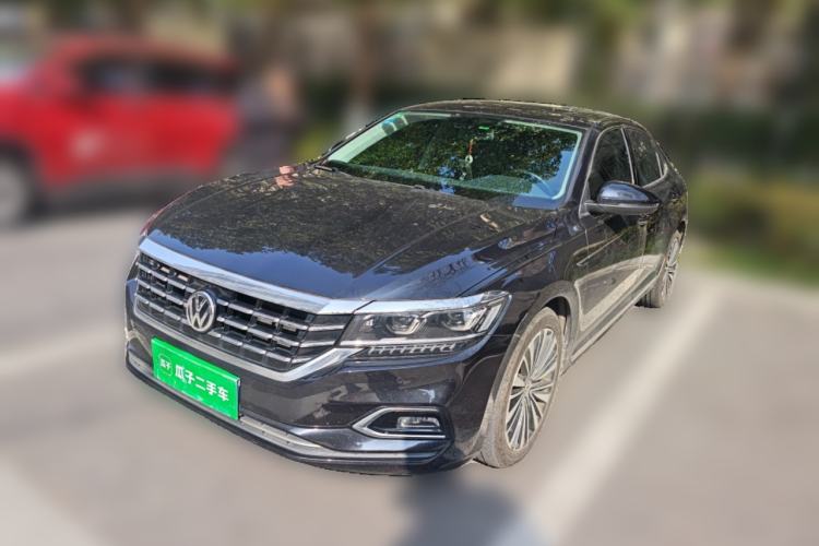 Used Volkswagen Passat 2019 330TSI Luxury Edition China VI Standard