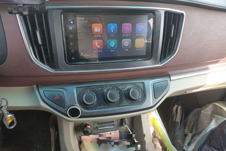 Used FORTHING Lingzhi 2018 M5L 1.6L 7-Seater Luxury Model