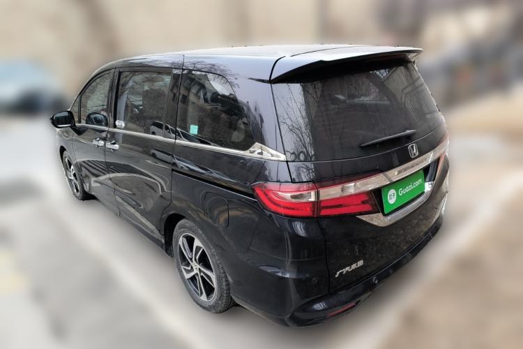 Used Honda Odyssey 2015 Revised 2.4L Luxury Edition