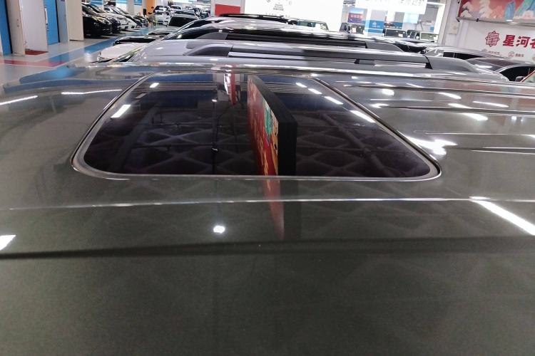 Used 212 T01 2024 2.0T Explorer