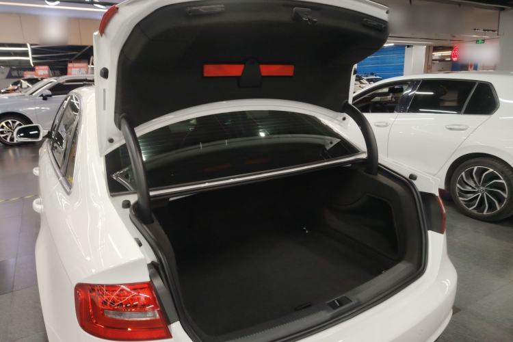 Used Audi A4L 2015 35 TFSI Automatic Comfort Model