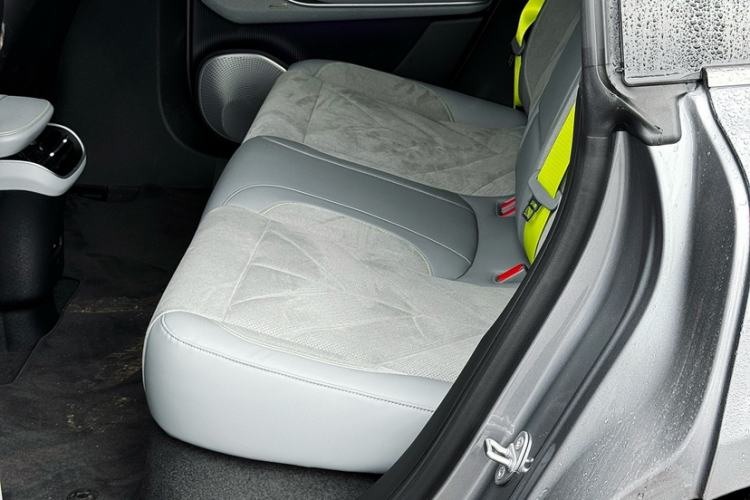 Used Nio ET5T 2025 Model Champion Commemorative Edition, 75kWh Touring Exterior 6