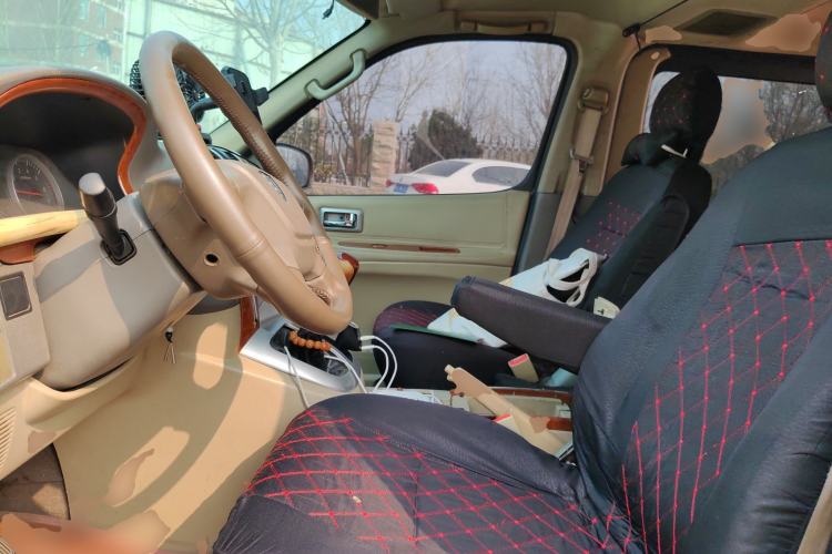 Used Foton MP-X E 2014 2.4L Wealth Express Comfort Edition 4G69