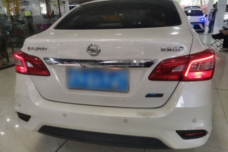 Used Nissan Sylphy 2019 1.6XV CVT Smart Connect Luxury Edition China VI Standard Rear
