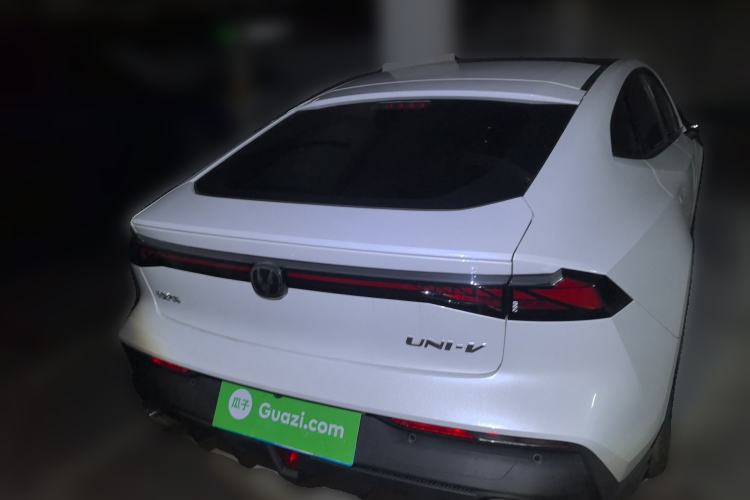 Used CHANGAN UNI-V 2022 1.5T Prestige Version Rear