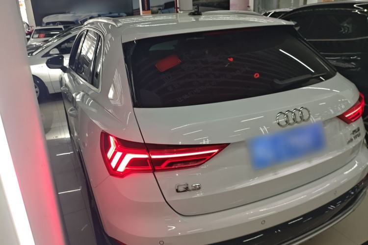 Used Audi Q3 2020 35 TFSI Fashion Dynamic Model
