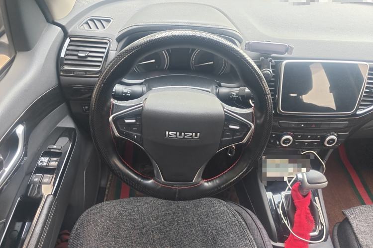 Used Isuzu D-MAX 2020 1.9T Automatic 4x4 Diesel Global HuanDong Luxury RZ4E
