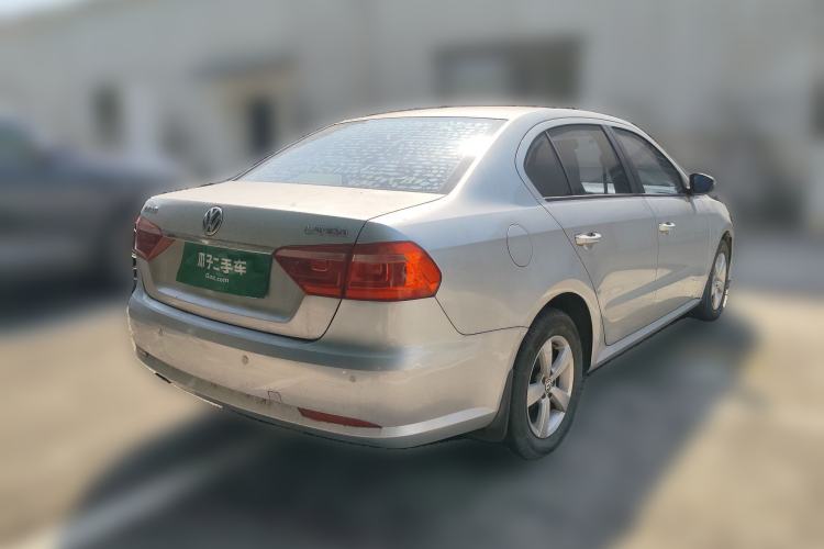 Used Volkswagen Lavida 2013 Revised Classic 1.6L Automatic Fashion Edition
