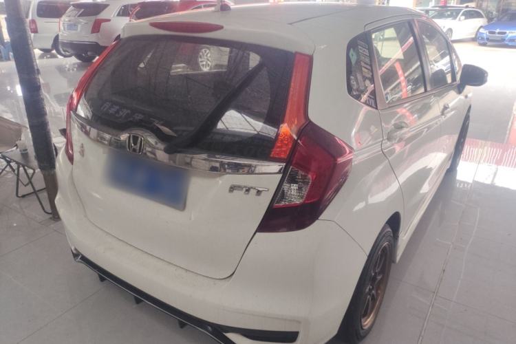 Used Honda Fit 2018 1.5L CVT Comfort Sunroof Version