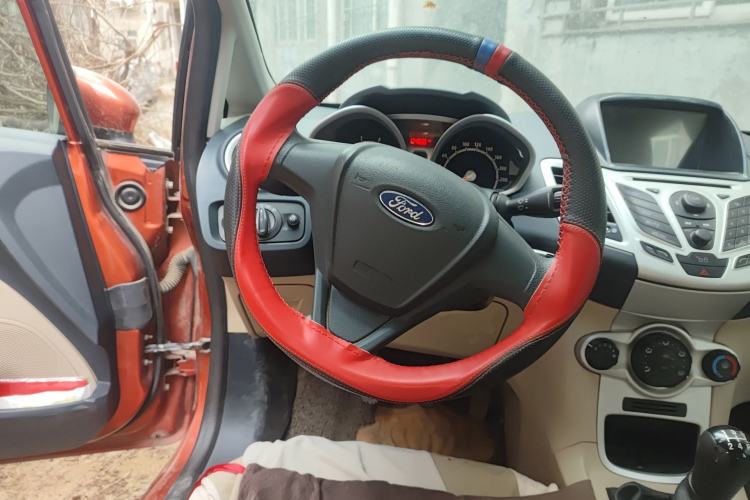 Used Ford Fiesta 2011 Hatchback 1.5L Manual Fashion Edition Steering Wheel