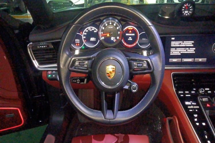 Used Porsche Panamera 2023 Panamera Executive Long Wheelbase 2.9T Steering Wheel