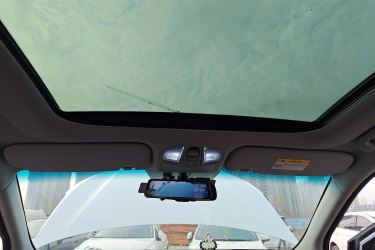 Used Hyundai Santa Fe 2017 2.4L Automatic Two-Wheel Drive Smart Version 5 Seats
