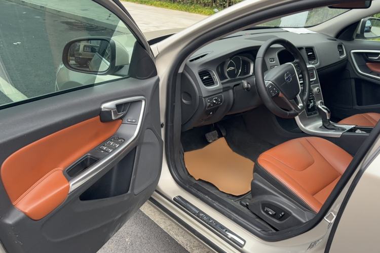 Used Volvo S60 2018 S60L T4 Zhiyuan Edition