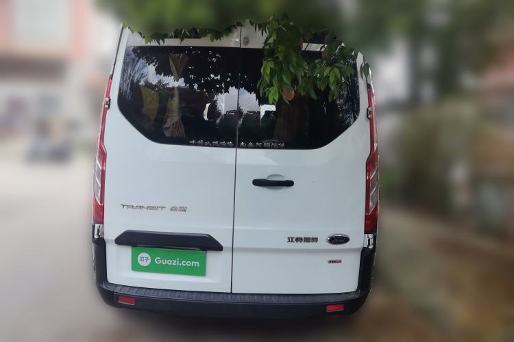 Used Ford Transit 2017 2.0T Diesel Multi-Purpose Commercial Vehicle Mid-Drive Mid-Roof China IV Standard