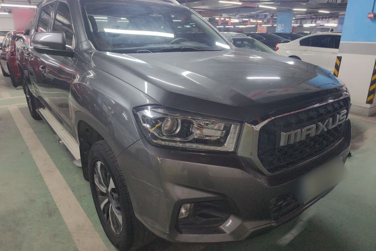 Used SAIC MAXUS T70 2021 2.0T Diesel Automatic Two-Wheel Drive Elite Version with Long Bed and High Ground Clearance